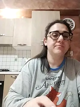 dolcecurvy (F milf) - Voglia di godere/ squirt