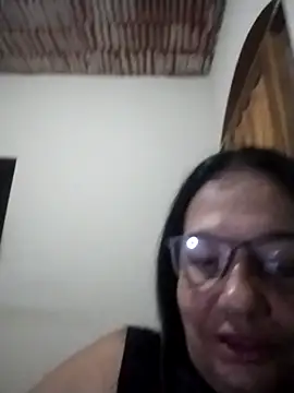 catdool (Ask my age) - Nua por 3 minutos