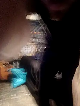 youraddicted2 (M young) - Needshoes badly