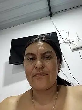 Horny-Mommy-Dirt... Live Webcam on Stripchat