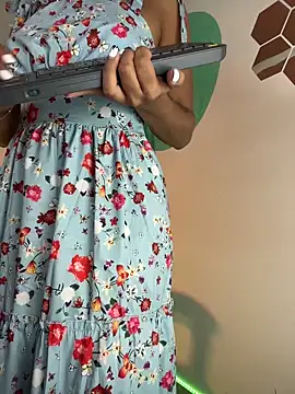 Webcam Model (LollaByer)  is live.Free join now!