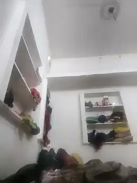 Webcam Model (LUCKY_cut)  is live.Free join now!