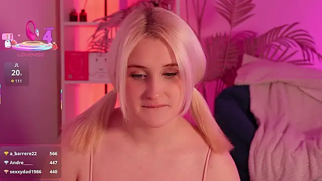 tiffannyjons (F teen) - fuck machine in my pussy  and butt plug