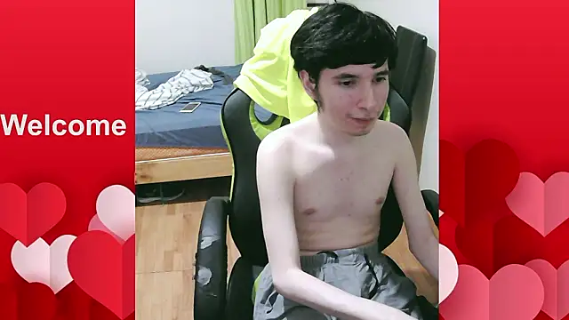 twink_martinboy (M young) - show cute hard cock