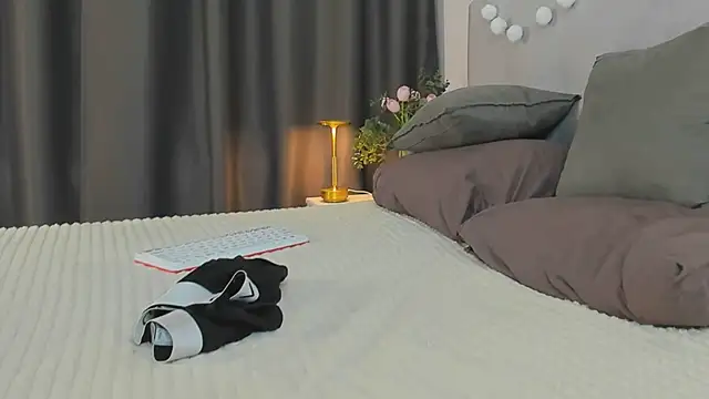 adam_youn (M young) - MAKE MY DICK PULSATE 😘