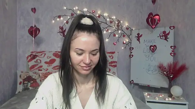 karacriegs - KaraCriegs's free webcam