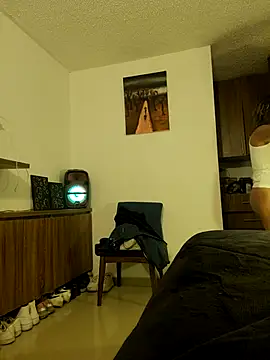 Webcam Model (BiiancaEstradaa)  is live.Free join now!