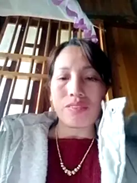 gummiesu - Gummiesu's free webcam