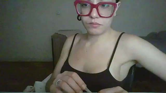 blondietami - BlondieTami's free webcam