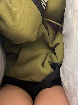 linh-li - Linh-li's free webcam