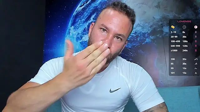 delessandro_world - Delessandro_world's free webcam