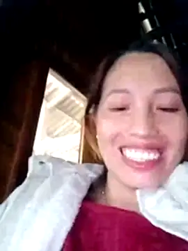 gummiesu - Gummiesu's free webcam