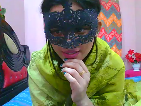 silver_queen07 - Silver_Queen07's free webcam - UK Sex Cams