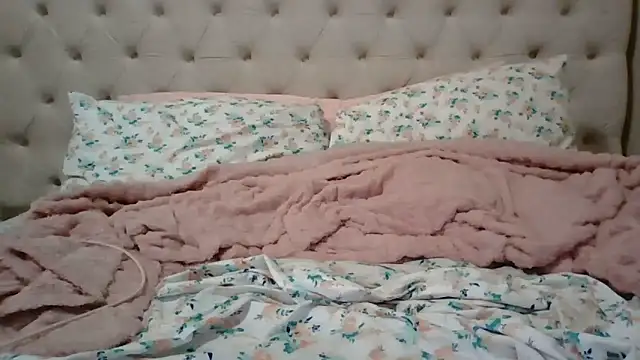 beautylovess - Beautylovess's free webcam