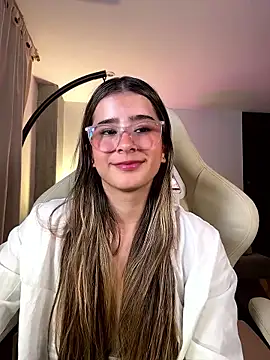 stormiie777 - Stormiie777's free webcam