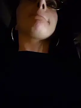 preetypeach - Preetypeach's free webcam - UK Sex Cams