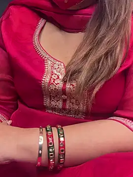 roasted_peanut - Roasted_peanut's free webcam