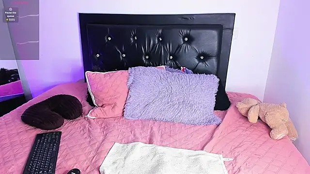 samiacooper25 (Ask my age) - russian straw