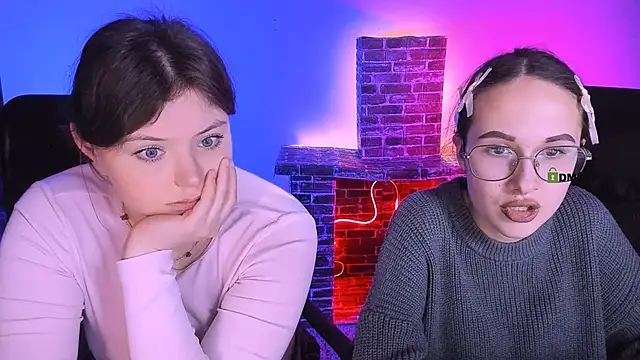 nikole_kitt (G teen) - topless