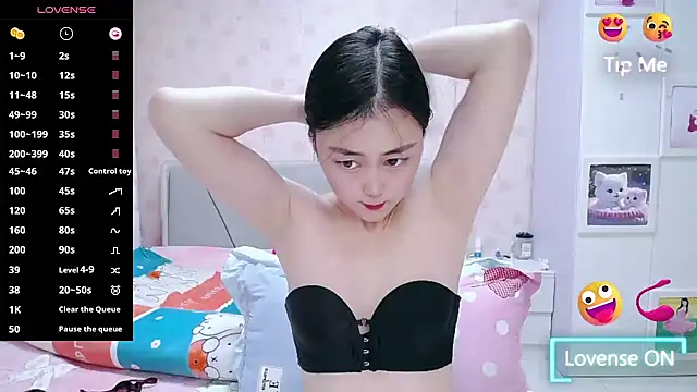 elvira_baby - Elvira_baby's free webcam