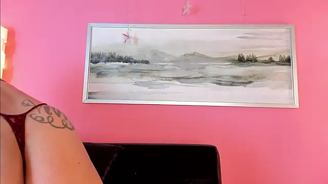 tiffanysurez_ - Tiffanysurez_'s free webcam - UK Sex Cams