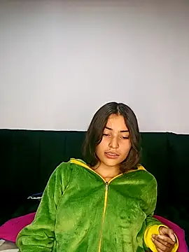 hotwife26 - Hotwife26's free webcam