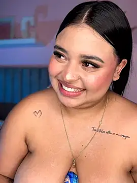 Webcam Model (Emily_Cooper7)  is live.Free join now!