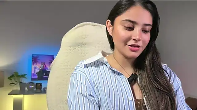 demieliss Live Webcam on Stripchat