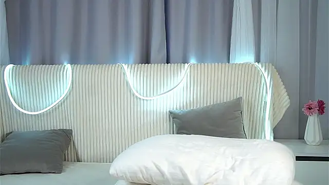 karribrownd - KarriBrownd's free webcam