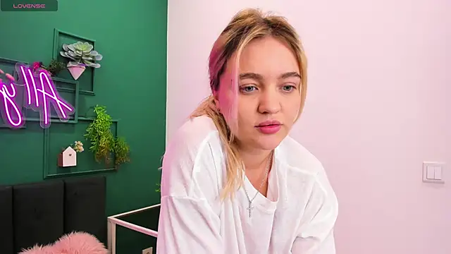 katieblossom_ - KatieBlossom_'s free webcam