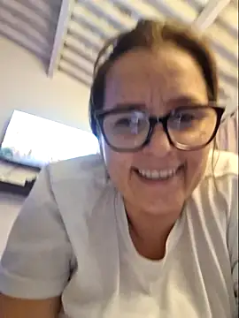 mariapau_83 - MariaPau_83's free webcam