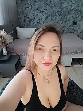 Webcam Model (Julia__Candy)  is live.Free join now!