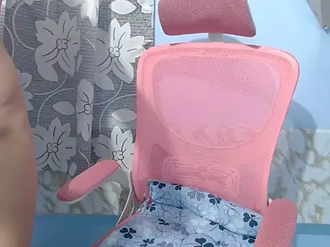 nastyqueen18xxx - NastyQueen18xxx's free webcam - UK Sex Cams