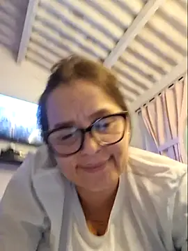 mariapau_83 - MariaPau_83's free webcam