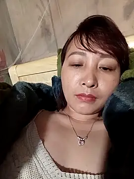 missa-kute20 - Missa-kute20's free webcam - UK Sex Cams