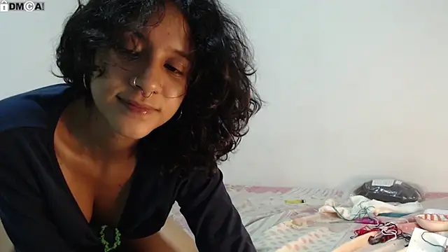 alinawoolf_ - AlinaWoolf_'s free webcam - UK Sex Cams