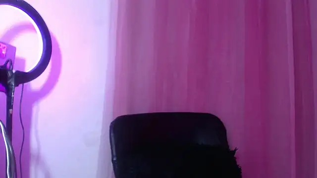 evelyn_a - Evelyn_A's free webcam