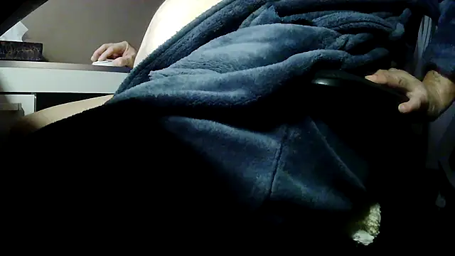 suedel65 - Suedel65's free webcam