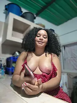 lucy_wilson5 - Lucy_wilson5's free webcam