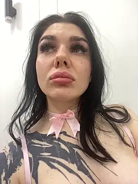 maevemoon - MaeveMoon's free webcam