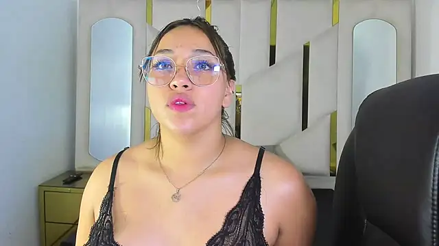 isabellrodriguez18 - IsabellRodriguez18's free webcam