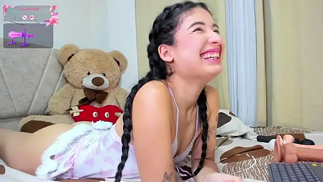 lia_sweetty - Lia_sweetty's free webcam