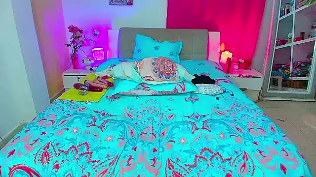 kendralove31xxx - Kendralove31xxx's free webcam