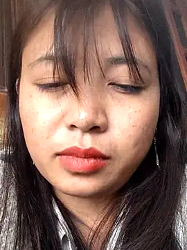 miumiu_sexy2x - Miumiu_sexy2x's free webcam