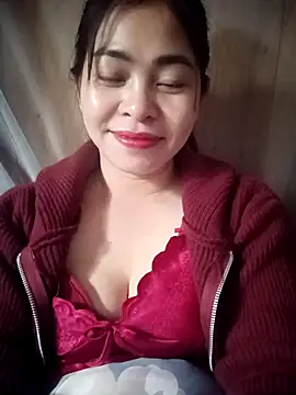 caniroom_bia - Caniroom_bia's free webcam