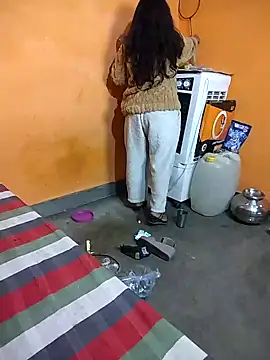 Webcam Model (Sexy_Divya__)  is live.Free join now!