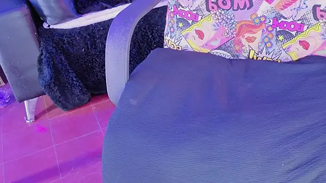 nova_salvatore - Nova_salvatore's free webcam - UK Sex Cams