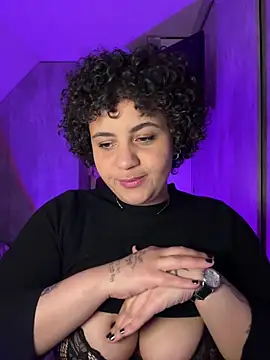 babychanntal - BabyChanntal's free webcam