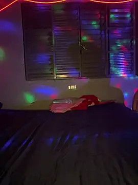 casal_sapekinha01 - Casal_Sapekinha01's free webcam - UK Sex Cams