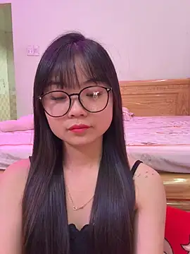 ___kara___ - ___KARA___'s free webcam - UK Sex Cams